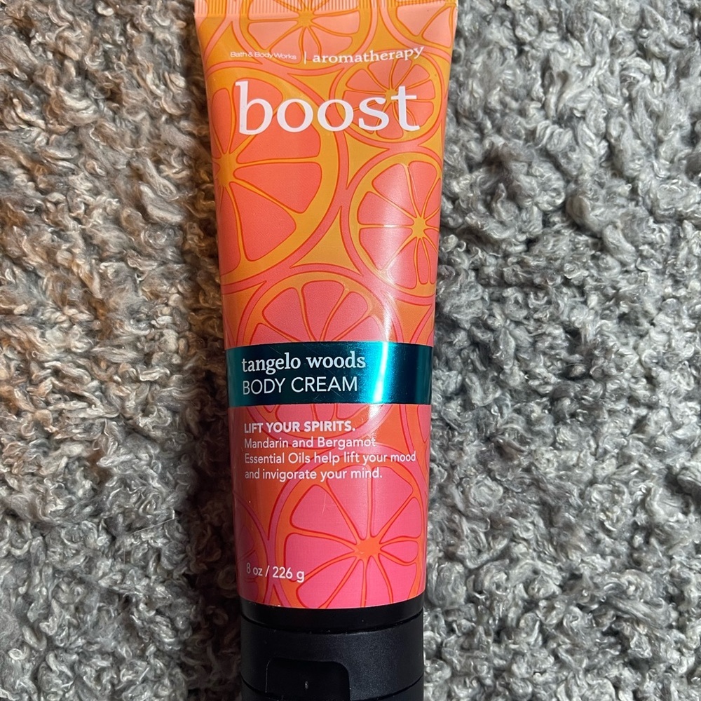 Bath & body works aromatherapy body cream